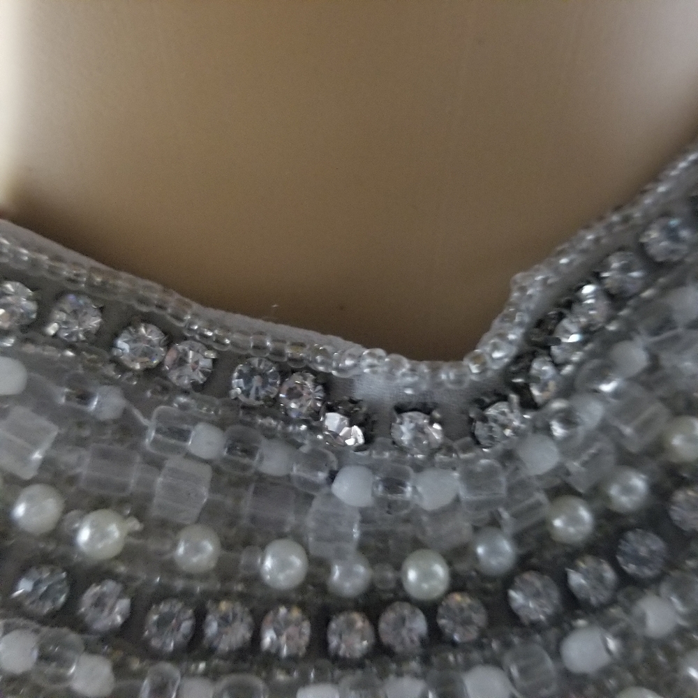 Dress - Picture 3 of 7